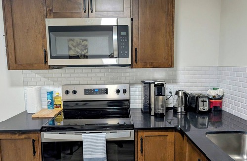Southwest Calgary Apartment | 2-bedroom Guest Suite in SW Calgary with WiFi