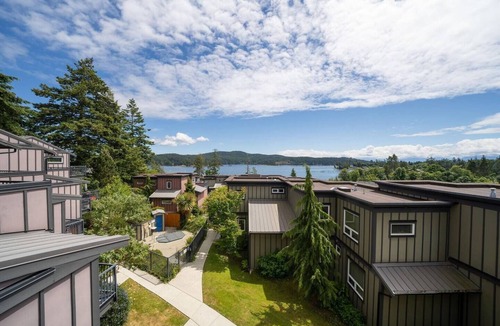 Sooke Cottage | 2 Bedroom Sooke Townhome