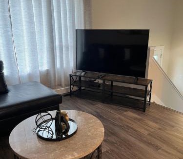 Grande Prairie House | 2 bedroom upper level home in Grande Prairie