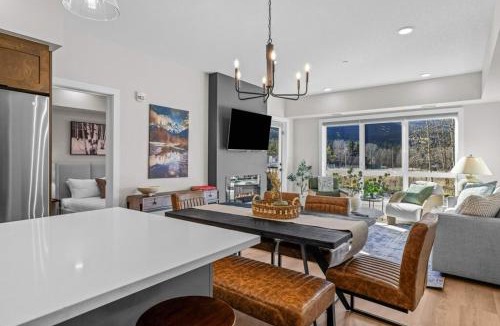 Copperstone Resort Apartment | 2 bedrooms-3 beds 2 baths - Rocky Mountain View Retreat - Heated Pool and Hot Tub