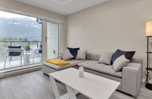 Downtown Squamish Apartment | 2-BR Squamish Condo with Remarkable Mountain Views
