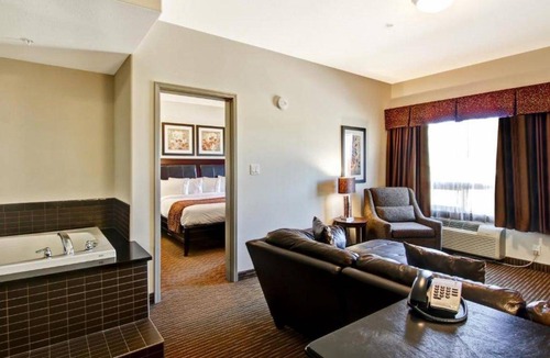 Tisdale Resort | 200 m² Resort ∙ 9 guests