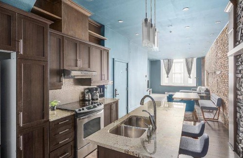 Old Montreal Apartment | 2000 m² Apartment ∙ 4 bedrooms ∙ 10 guests
