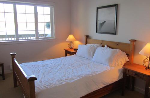Ucluelet Apartment | 203 at Water's Edge
