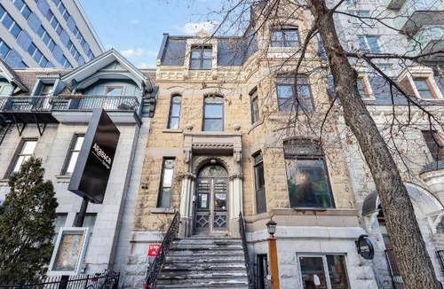 Downtown Montreal Apartment | 225 m² Serviced apartment ∙ 3 bedrooms ∙ 12 guests