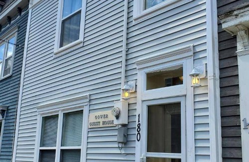 Downtown St. John's Bed & Breakfast | 25 m² Bed and breakfast ∙ 4 guests