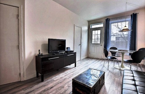 Vieux-Rosemont Apartment | 253 Cozy Apt with 2 balconies in Rosemont