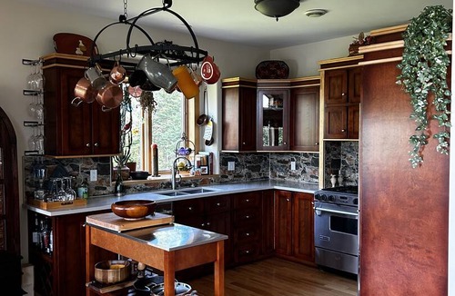 Conception Bay South House | 260 m² House ∙ 3 bedrooms ∙ 3 guests