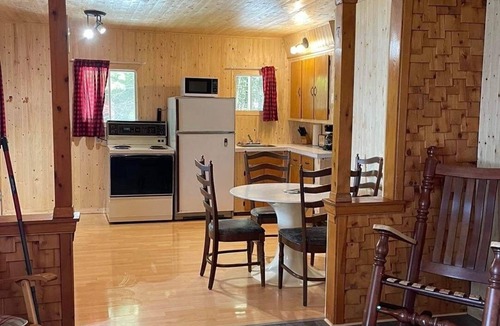 Lejeune Ski Chalet | 260, Rang du Lac, Lejeune - Chalet 260-266 Rang du Lac