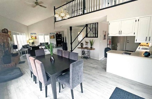 Cayuga House | 279 m² House ∙ 4 bedrooms ∙ 12 guests