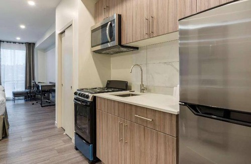 Kamloops Hotel | 28 m² Hotel ∙ 8 guests