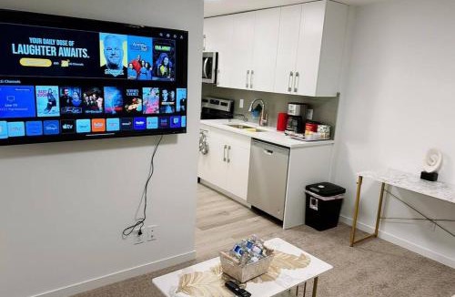 Southeast Calgary Apartment | 2bedrooms, 1bath, two beds, new basement in Mahogany