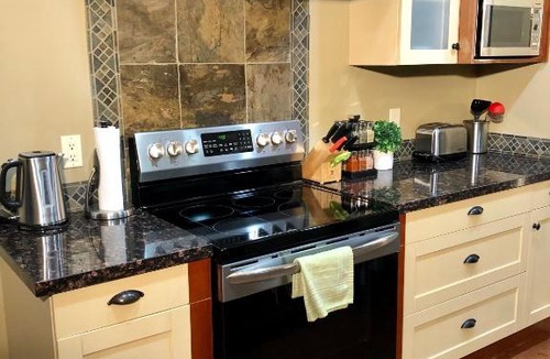 Canmore Apartment | 2BR 2Bath Mountain Condo Resort