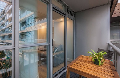 CityPlace Apartment | 2BR Apartment in Toronto - Entertainment District