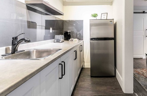 Hamilton Apartment | 2BR Apartment - Near Downtown