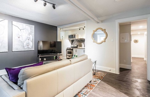 Hamilton Apartment | 2BR Apartment - Near Downtown
