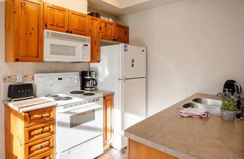 Village North House | 2BR | Granite Court | Steps from Whistler Village | Private Balcony w/BBQ | Secure Parking