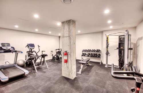 Downtown Montreal Apartment | 2Br+Gym for VIP Corporate & Students Downtown MTL