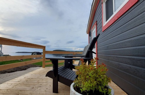 Rocky Harbour House | 2BR Oceanfront Home in Gros Morne Ntl Park