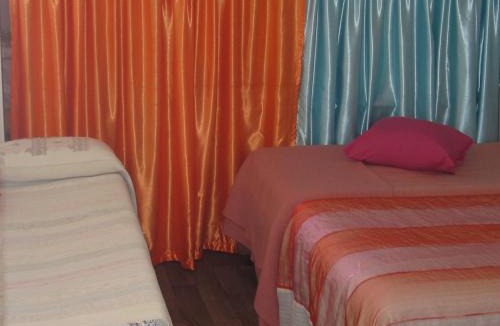 Saint-Louis-de-Blandford Bed & Breakfast | 2ième chambre Gîte L'Ensoleillée