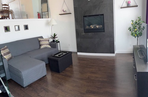 Airdrie House | 3-bedroom townhome in charming Airdrie with AC and tankless water heater