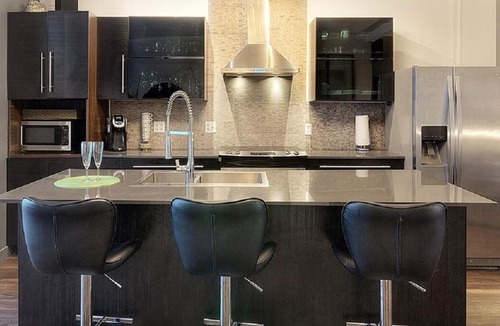 Hochelaga Apartment | 3 BRM house with private spa