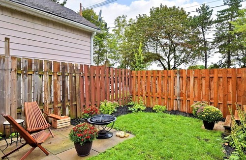 London House | 30+ day, Remote Work, Pet Friendly, Fenced Backyard, Near Downtown