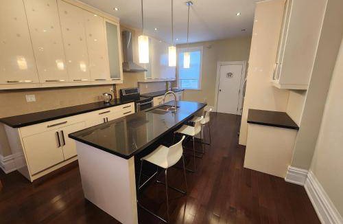 Cabbagetown South Bed & Breakfast | 30 m² Bed and breakfast ∙ 2 guests