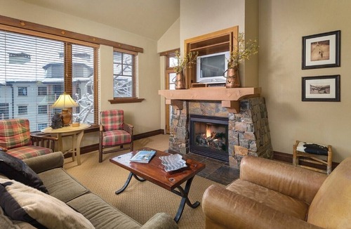 Park City Resort | 30% off Instant Booking Waldorf Gondola 3BR/3BA Fri 3/22/2024 - Sat 3/30/2024