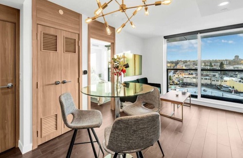 Southeast False Creek Condo | {30Days+} Scorpio Palace - 2 BDR 1 BATH @ Olympic Village