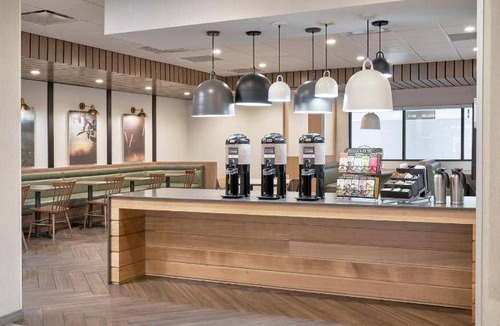 Okanagan-Similkameen Hotel | 33 m² Hotel ∙ 127 guests
