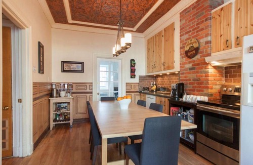 Gay Village Bed & Breakfast | 35 m² Bed and breakfast ∙ 2 guests