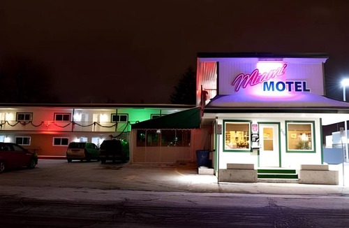 Mauricie Hotel | 35 m² Motel ∙ 10 guests