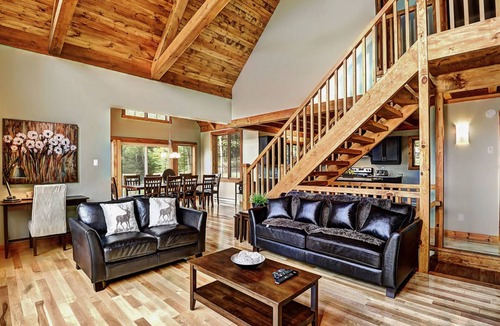 Stoneham House | 36- Chalet to rent at Stoneham (CITQ: 280825)