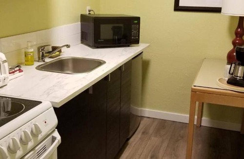 Okanagan-Similkameen Hotel | 37 m² Hotel ∙ 10 guests