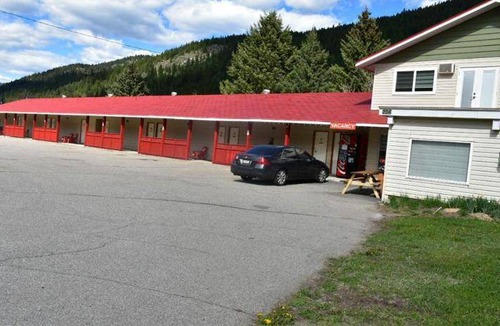 Greenwood Hotel | 37 m² Motel ∙ 4 guests