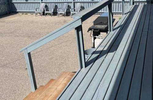 Pincher Creek Hotel | 37 m² Motel ∙ 7 guests