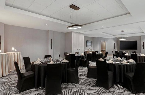 Ottawa Division Hotel | 38 m² Hotel ∙ 127 guests