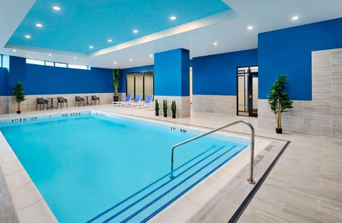Strathcona Hotel | 38 m² Hotel ∙ 127 guests