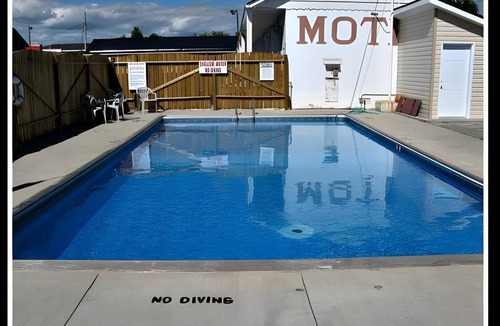 Perth Hotel | 39 m² Motel ∙ 2 bedrooms ∙ 6 guests