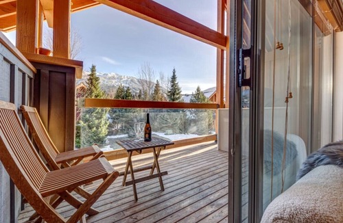 Village North Apartment | 3BD Village Townhome With Views