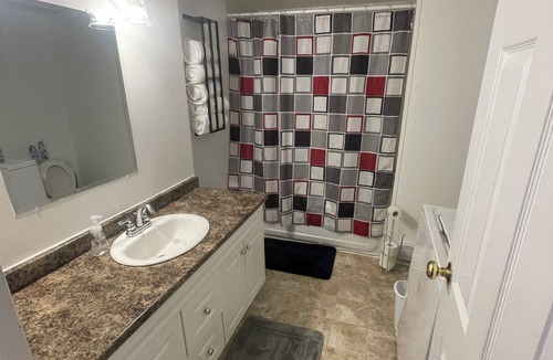 Labrador City House | 4 bedroom 5 beds mobile home
