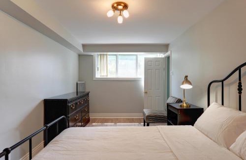 Laval-des-Rapides Villa | 4 Beds Entire House Wifi Parking