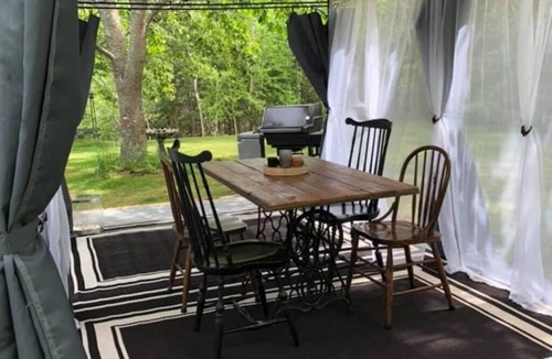 Murray Harbour Bed & Breakfast | 4 Star Forest & Lake PEI B&B: Lakeview Room, Prince Edward Island