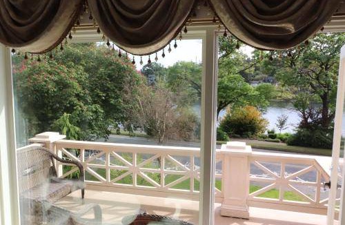 Gorge -Tillicum Area Bed & Breakfast | 40 m² Bed and breakfast ∙ 2 bedrooms ∙ 4 guests