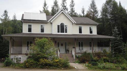 Mont-Tremblant Bed & Breakfast | 40 m² Bed and breakfast ∙ 4 guests