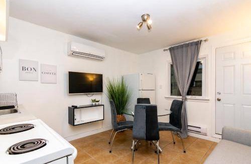 Cabbagetown Apartment | 46 m² Apartment ∙ 2 bedrooms ∙ 4 guests