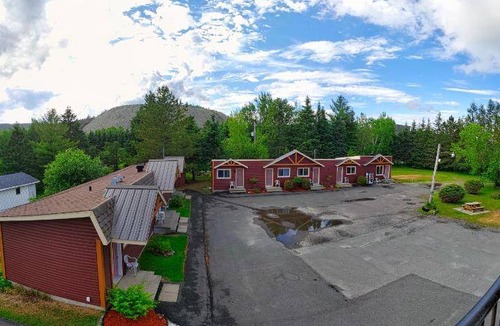 Thetford Mines Hotel | 46 m² Motel ∙ 2 bedrooms ∙ 6 guests