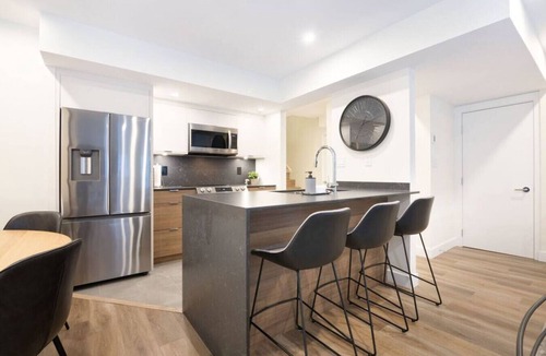 Village North House | 4BR Luxury Village Townhouse!