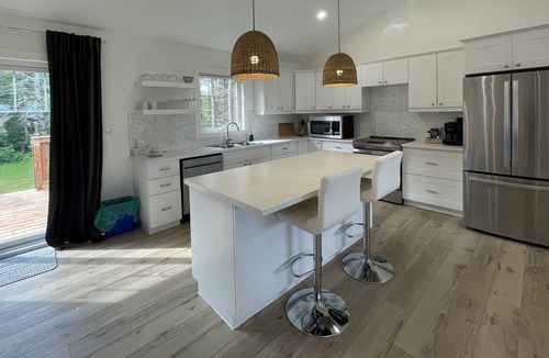 North Rustico House | 5 Bedroom, 2 Bathroom Executive Home In The Heart Of North Rustico